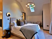 Holiday Home in Kent with Hot Tub & Games Room