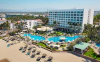 Ocean Breeze Nuevo Vallarta - Beach