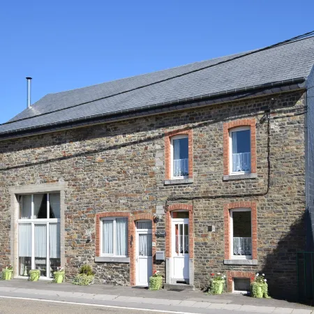 Ardennes Escape - House for 12 People with Sauna, Billiards & Garden