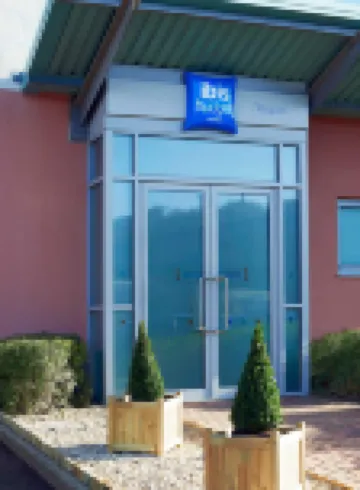Ibis Budget Newport Hotels in 