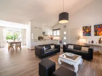 Villa in Pouzols with Private Pool & Vineyards