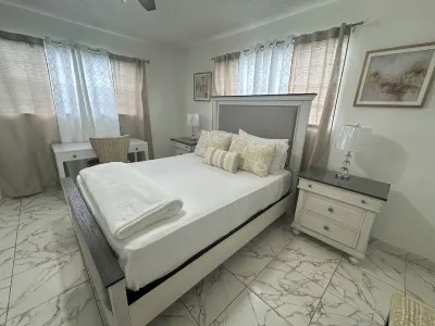 BOOK ME, 3mins to Hard Rock Stadium 하드록 스타디움 주변 호텔