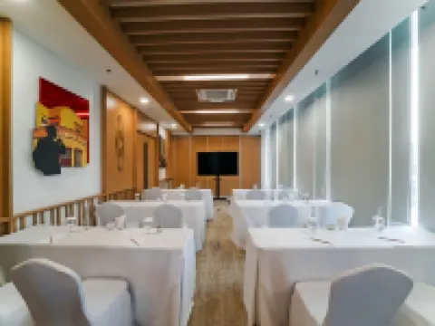 Truntum Cihampelas Hotels in Coblong