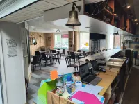 瑪麗加蘭特飯店酒吧餐廳