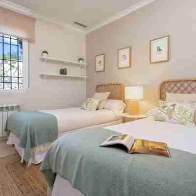 4Bd Private Pool Villa in Córdoba. El Brillante Rooms