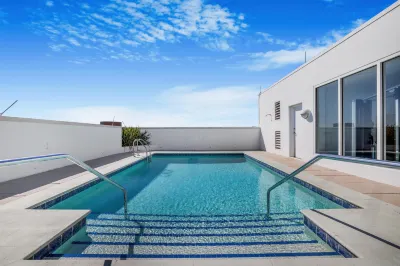 The Banyan Hotel Fort Myers, Tapestry Collection by Hilton Các khách sạn gần Imaginarium Science Center