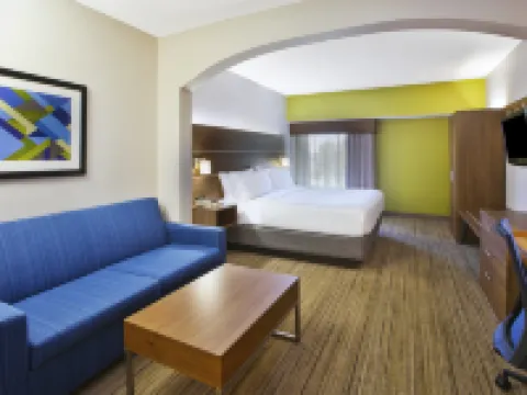 Holiday Inn Express & Suites CINCINNATI NORTHEAST-MILFORD by IHG Hotels in Clermont County
