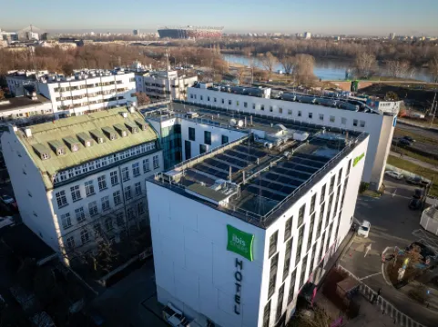 Ibis Styles Warszawa Centrum Отели рядом с достопримечательностью «Скарышевский парк имени Игнация Яна Падеревского»