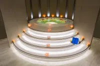 Ayla Grand Hotel - Hot Tub