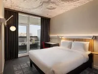 Ibis Kyiv Beresteiska