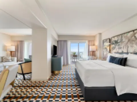 聖莫妮卡德爾菲娜凱悅尚萃飯店 Mt. Olive Lutheran Church附近的飯店