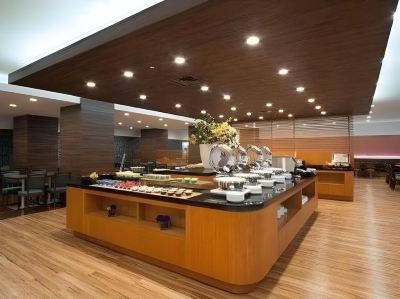 レストラン アルモントホテル京都の写真