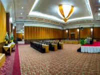 Grand Pasundan Convention Hotel Hotels in Babakan Ciparay