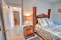 2Br Coastal Gem! Breathtaking Ocean/Mountain View - parking