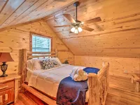 Hot Tub: 'Little Bear's Pond' Broken Bow Cabin Hotels in Broken Bow