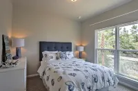 Port St Joe Beach House w/ Pool Access! - parking