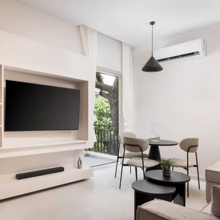 Glyfada Prime Living