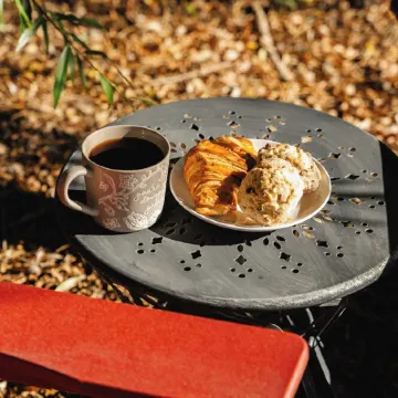 Hot Tub, Fire Pit and Barrel Sauna,  and one left turn to worlds best skiing!