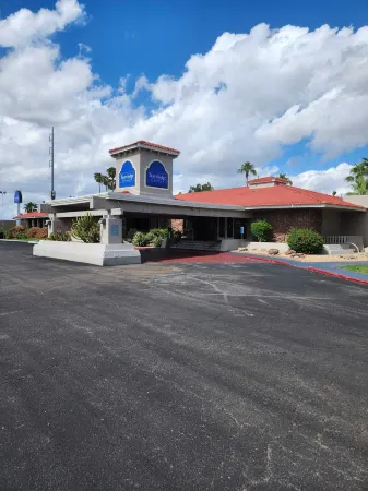 Travelodge by Wyndham Phoenix North