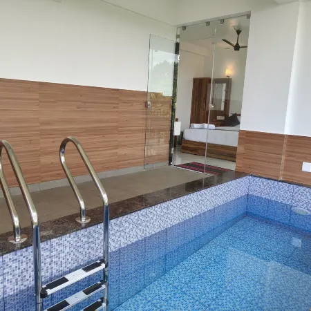 Nirvanica Retreat Banasura Dam Отели рядом с достопримечательностью «Водопады Меенмутти»