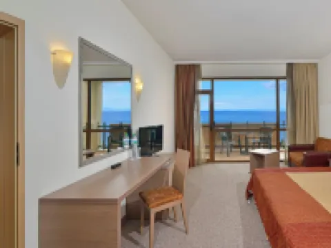 Sol Nessebar Palace Resort & Aquapark - All Inclusive Hotels in Nesebar
