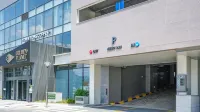 Golden Planet Hotel - parking