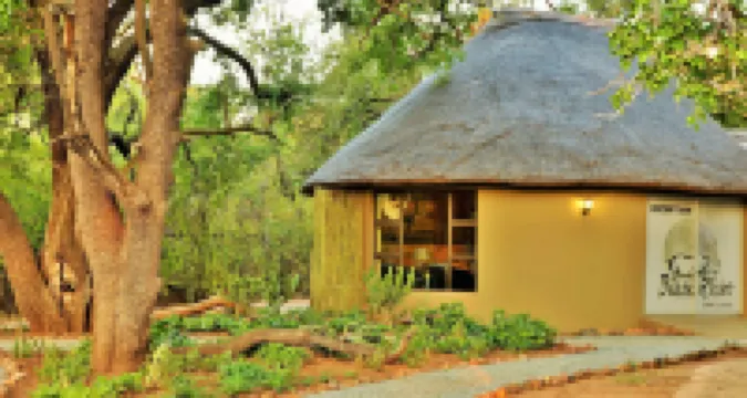 黑犀遊戲洛奇酒店 蘭斯堡酒店