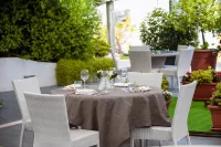 Hotel Tiempo - Desayuno