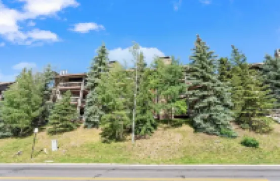 Walk to Slopes Hot Tub + Balcony + Views Mins to Main Street Deer Valley Haven by Avantstay