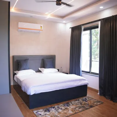 HomeGround Hotels near Baba Jhopdi Wala Temple Dhanawas