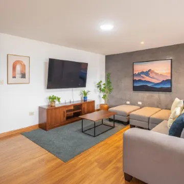 Gran Esmeralda Space View and Style