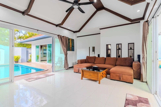 รูปภาพของ2 ห้องนอนพร้อมสระว่ายน้ำใกล้ชายหาด วี267