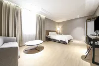 Daejeon Yuseong Top Cloud Hotel Hotels in Daejeon