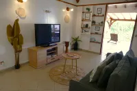 GREAT VILLA THEANA. Hotels in Bouillante