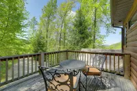 Hot Tub, Fire Pit and Mtn Views Bryson City Escape - 4-Star