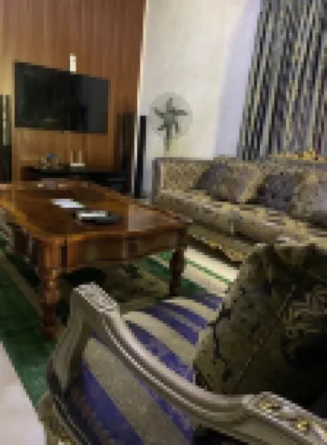 ELLEX SLEEVES 公寓