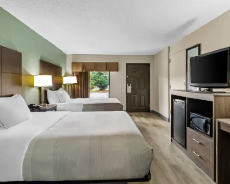 Quality Inn Hillsville Hotels in Woodlawn