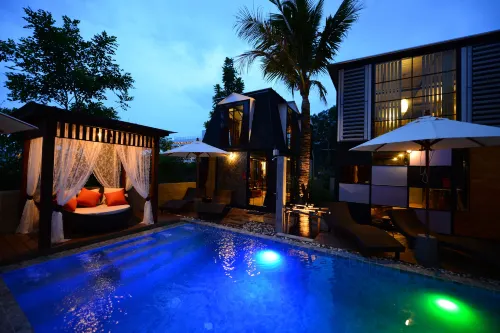 Bukit Pool Villas