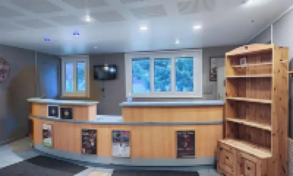 Vacancéole度假公寓，汝拉山 塞蒙塞勒酒店