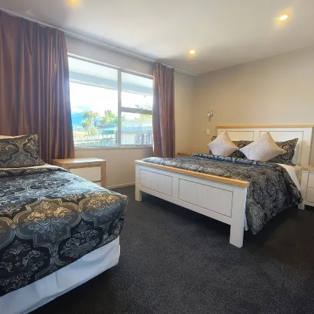 Willowbank Motel