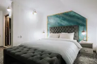 Suru Hotel & Restaurant Hotels in 