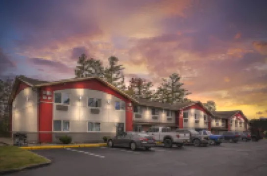 Red Roof Inn Queensbury Hotels in Queensbury