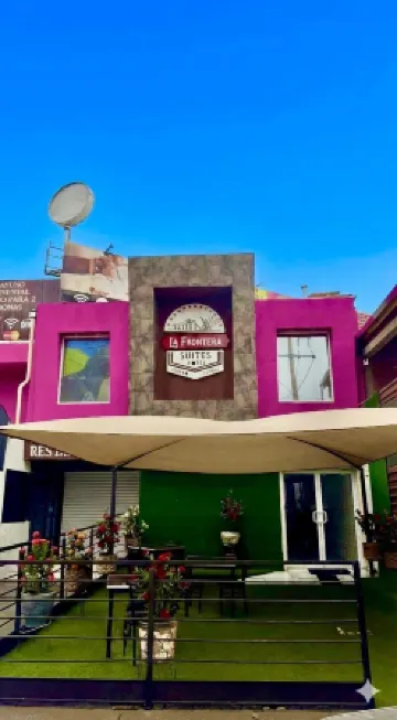 La Frontera Suites Motel