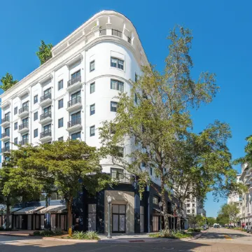 The Avenue Hotel Coral Gables Отели рядом с достопримечательностью «Венецианский бассейн»