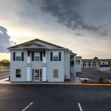 Motel 6 Greenville, SC - I-85 Near Downtown