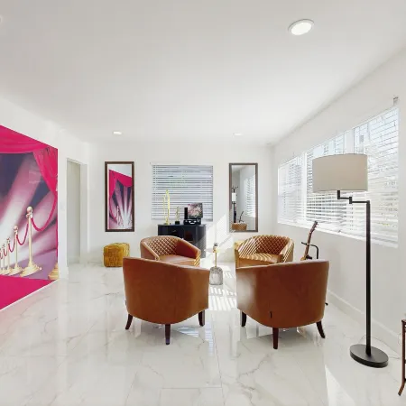 Stylish Avondale Home Pet-friendly & Walkable