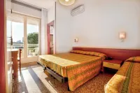 Hotel Happy