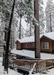 Charming 4-bedroom "Pine Hill Home" in Arnold near Big Trees Park & Bear Valley