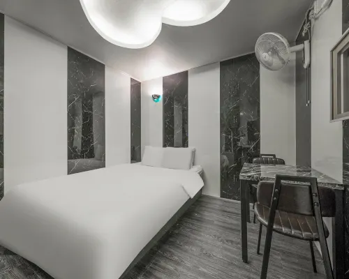 Suwon Noblesse Hotels in Suwon