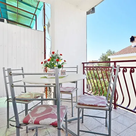 Apartments and Rooms Josipa